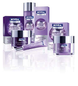 Nivea Visage Expert Lift contains two powerful ingredients, bioxilift and hyaluronic acid which specifically counteracts signs of ageing for women from 50 to 65